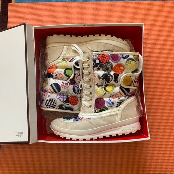 Coach DOREAN Winter Boots #A7287 - - Picture 9 of 9